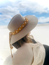 Load image into Gallery viewer, Daisy Chain Headband